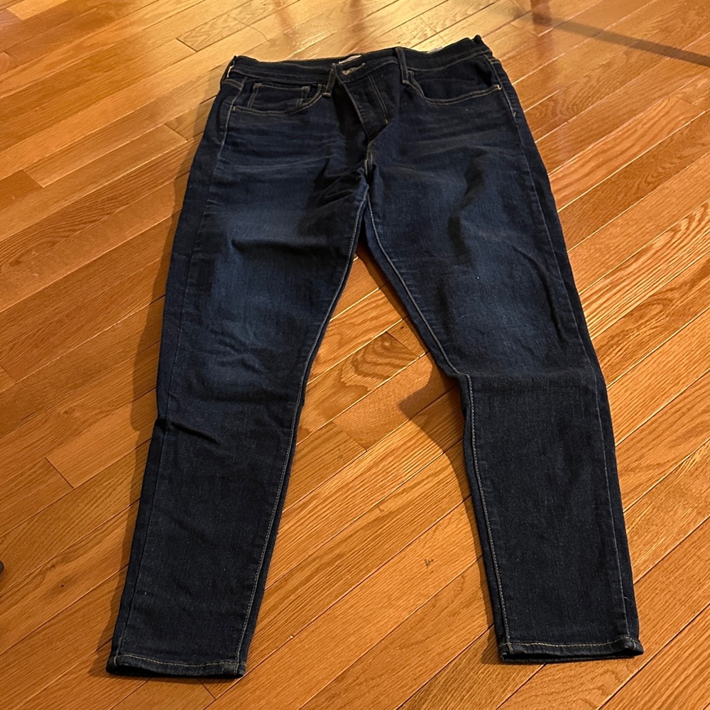 Levi’s 720 High Rise Super Skinny Dark Blue Jeans
